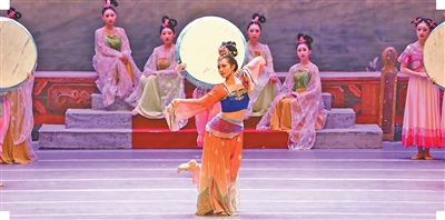 年轻舞姿跳“活”敦煌壁画（文化中国行）