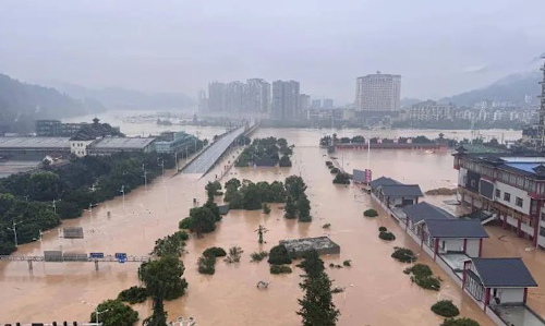 物资捐赠超过现金捐赠？贵州水灾募捐观察